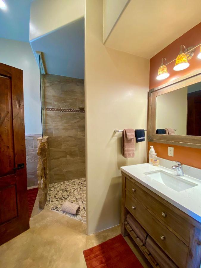 Abiquiu The Grand Hacienda Inn With Breakfast المظهر الخارجي الصورة